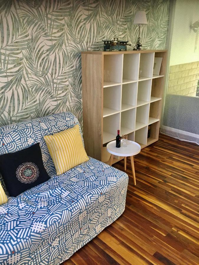 Romantic Two Bedroom Close To Normafa With Private Parking Appartement